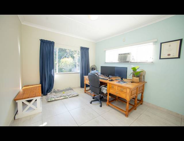 5 BEDROOM HOUSE FOR SALE IN NAHOON VALLEY